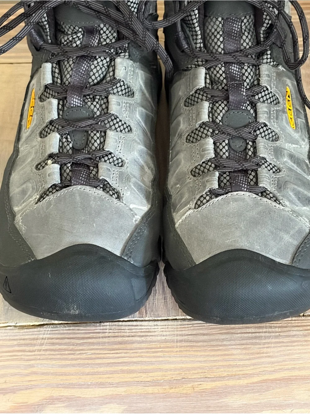 Keen Targhee III Mid Waterproof Hiking Boot 🥾